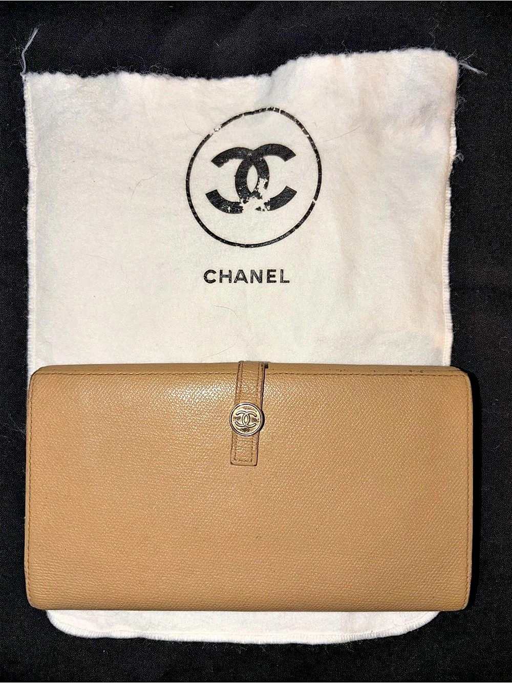 Chanel Vintage Coco Button Caviar Leather Continental Long Wallet Beige